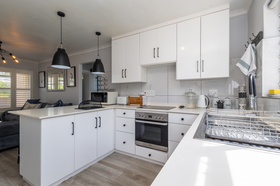 2 Bedroom Property for Sale in Seaside Longships Western Cape